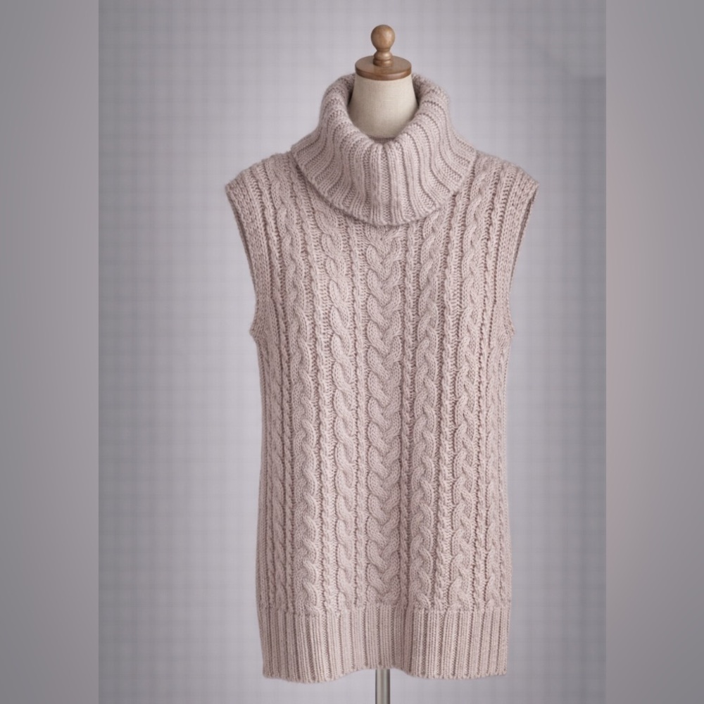 525 America Cable Knit Sweater in Light Pink